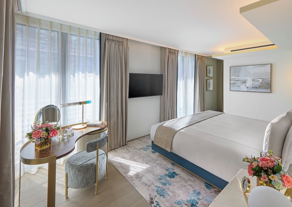 Mandarin Oriental Mayfair, London 13