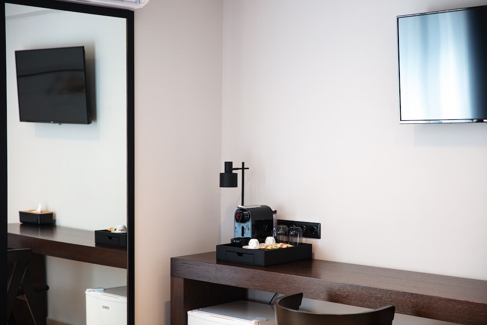 Athens Tower Hotel by Palladian Hotels 13