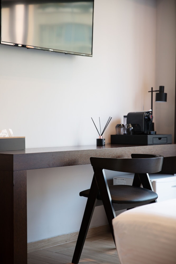 Athens Tower Hotel by Palladian Hotels 10
