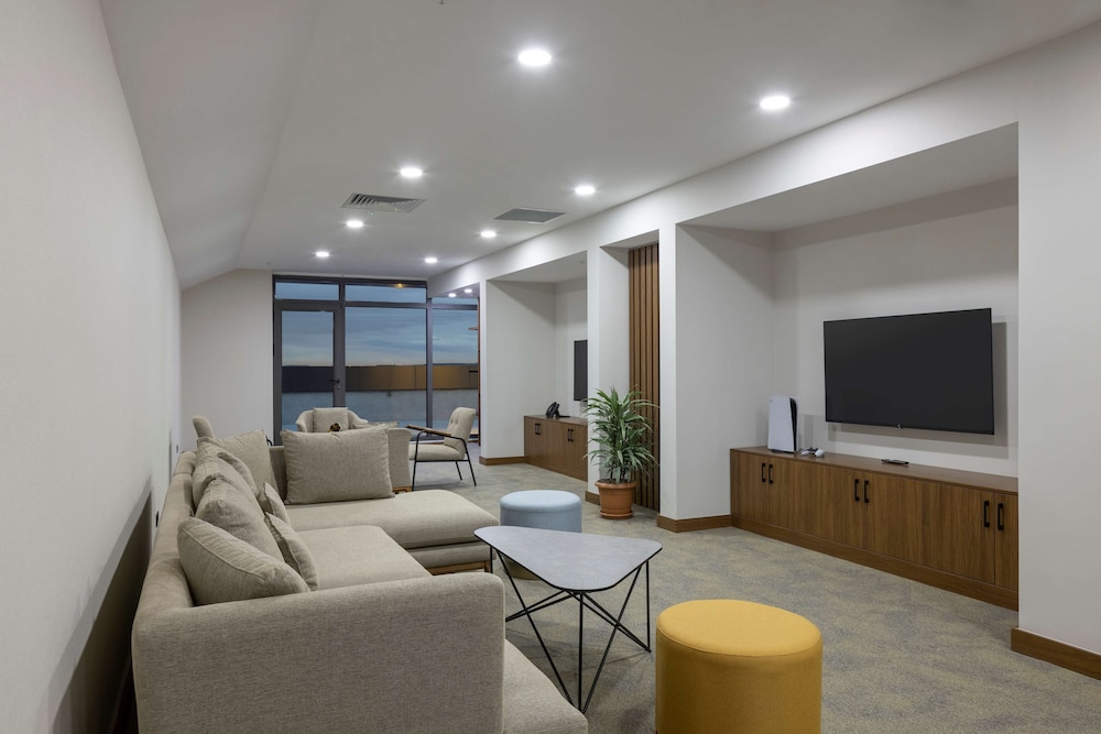 Hampton By Hilton Istanbul Arnavutkoy 10