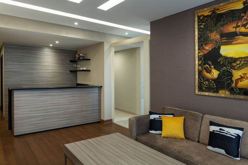 Four Points by Sheraton Production City, Dubai 24