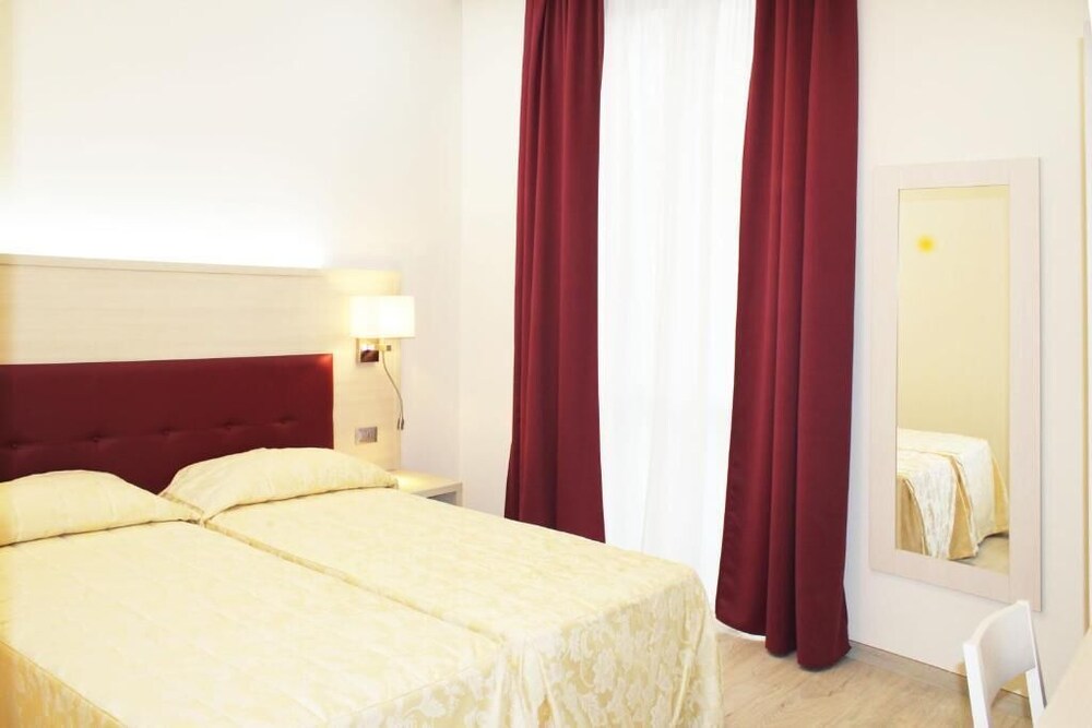 Hotel Metropoli 11