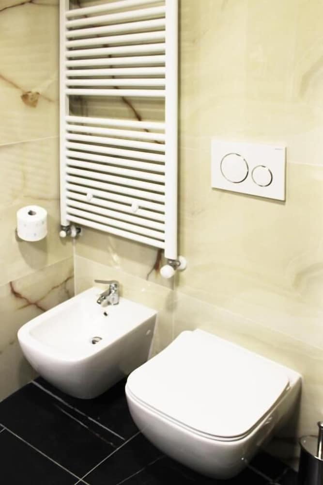 Hotel Metropoli 18