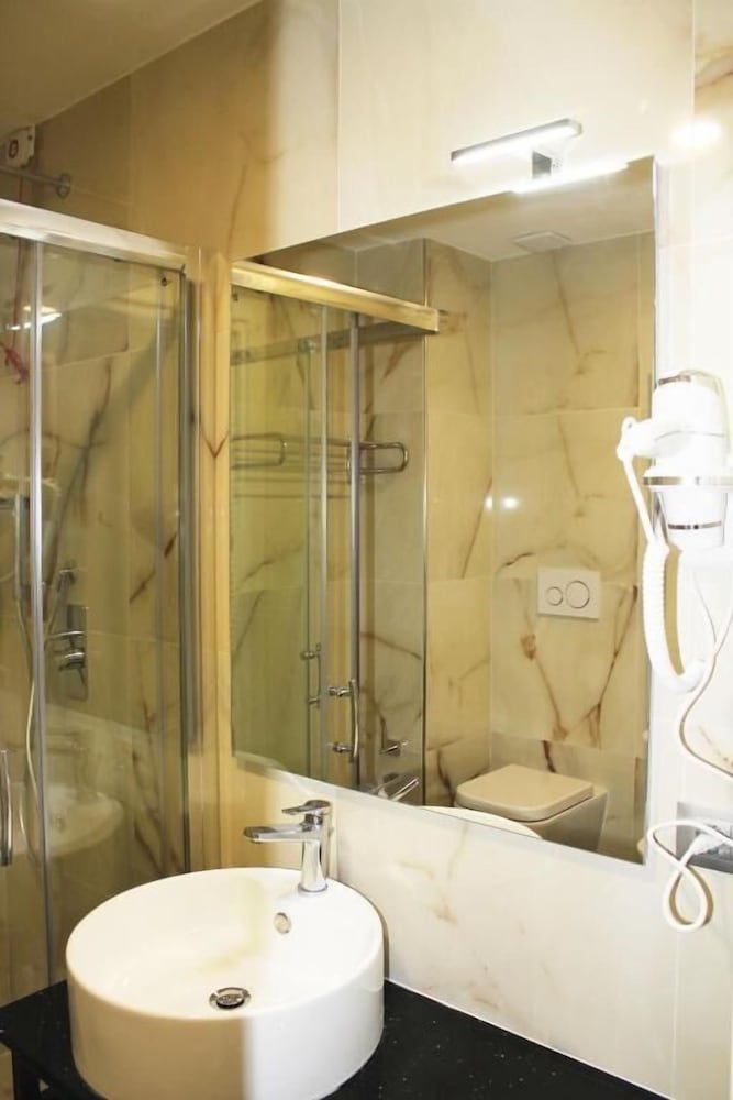 Hotel Metropoli 15