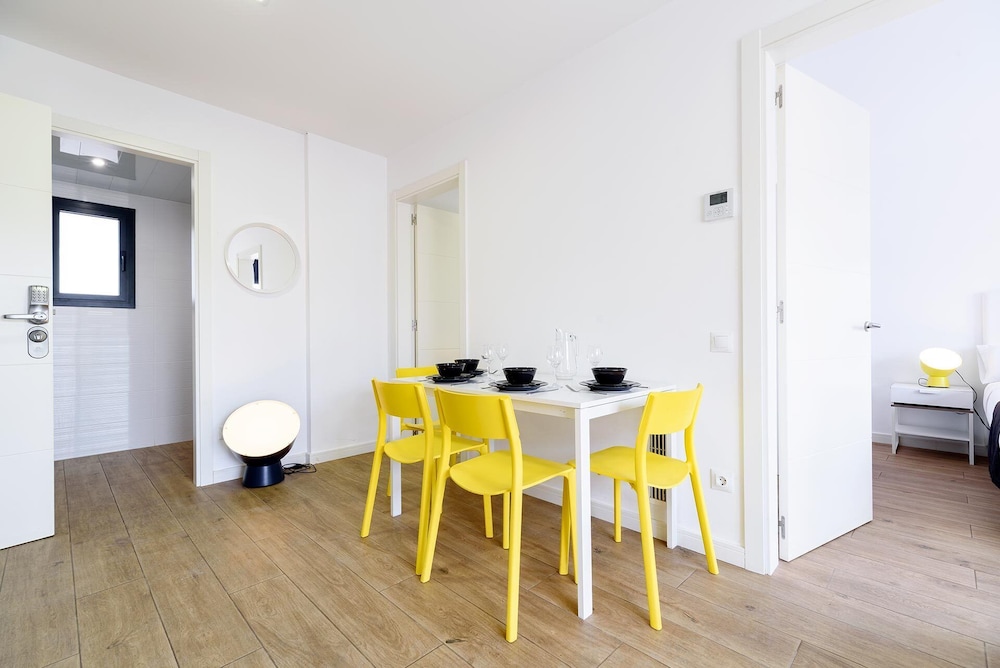Castell Beach Aparthotel 20