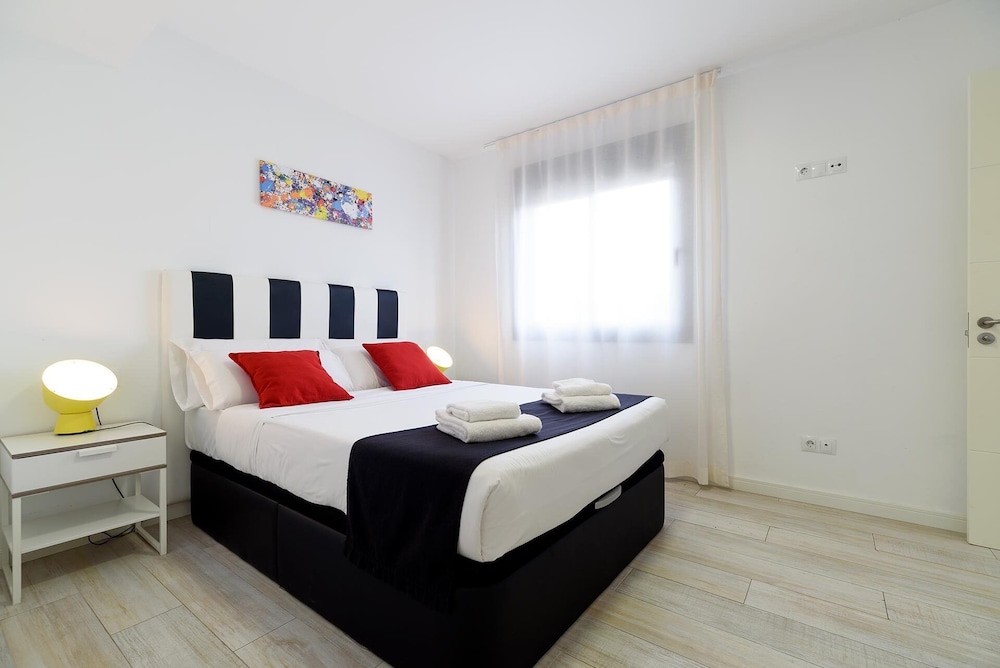 Castell Beach Aparthotel 4