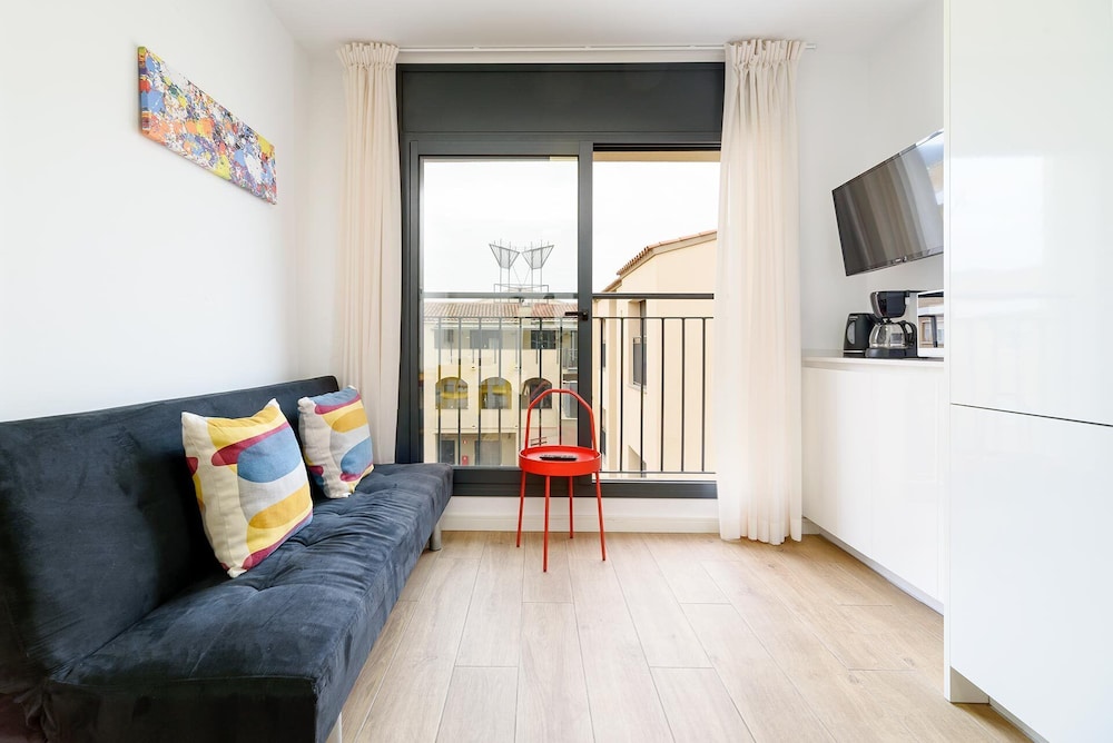 Castell Beach Aparthotel 22