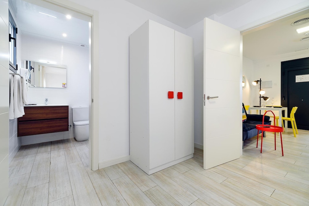 Castell Beach Aparthotel 7