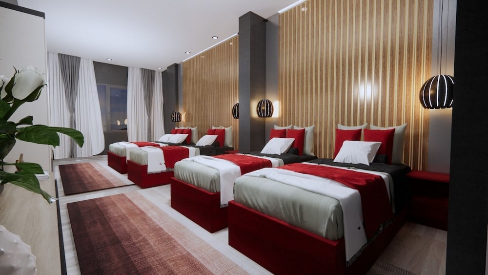 Inalens Airport Hotel 23