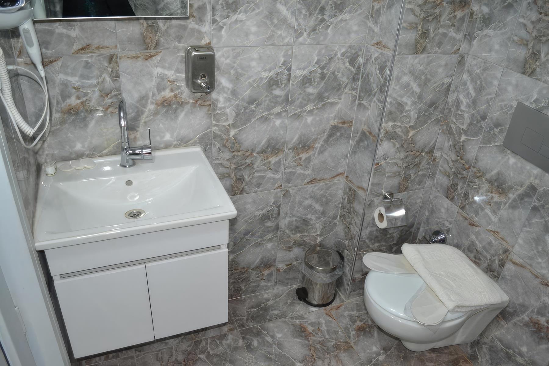 Bona Sera Hotel 9