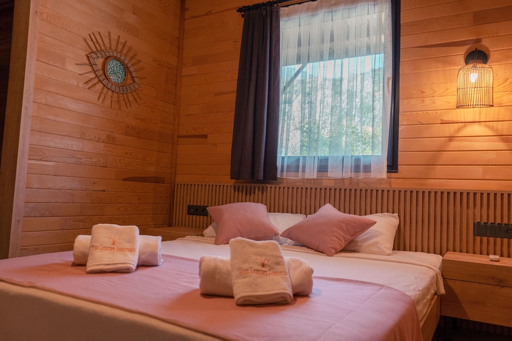 The Luxury Shelters 5