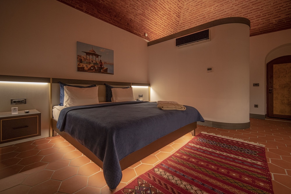 Han 1772 Hotel 15