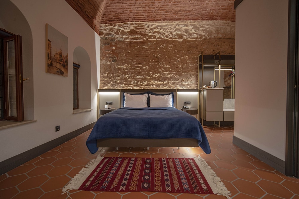 Han 1772 Hotel 24