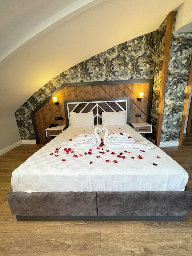 Grand Nergiz Otel 12