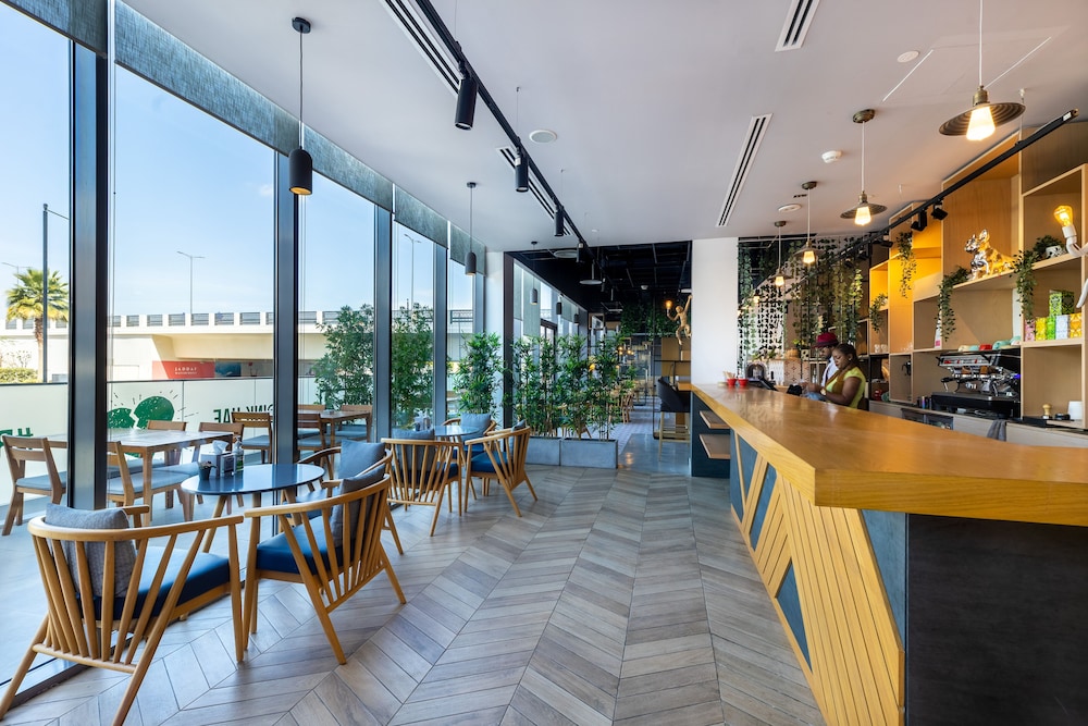 Ink Hotel 21