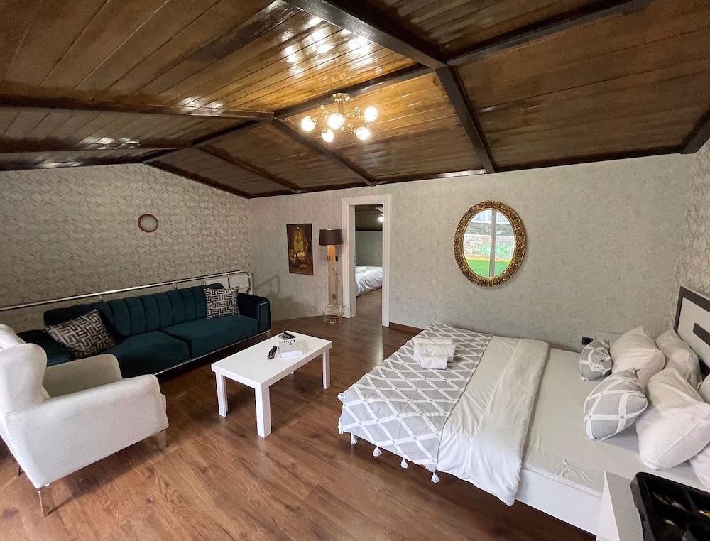 Moda Suites 3