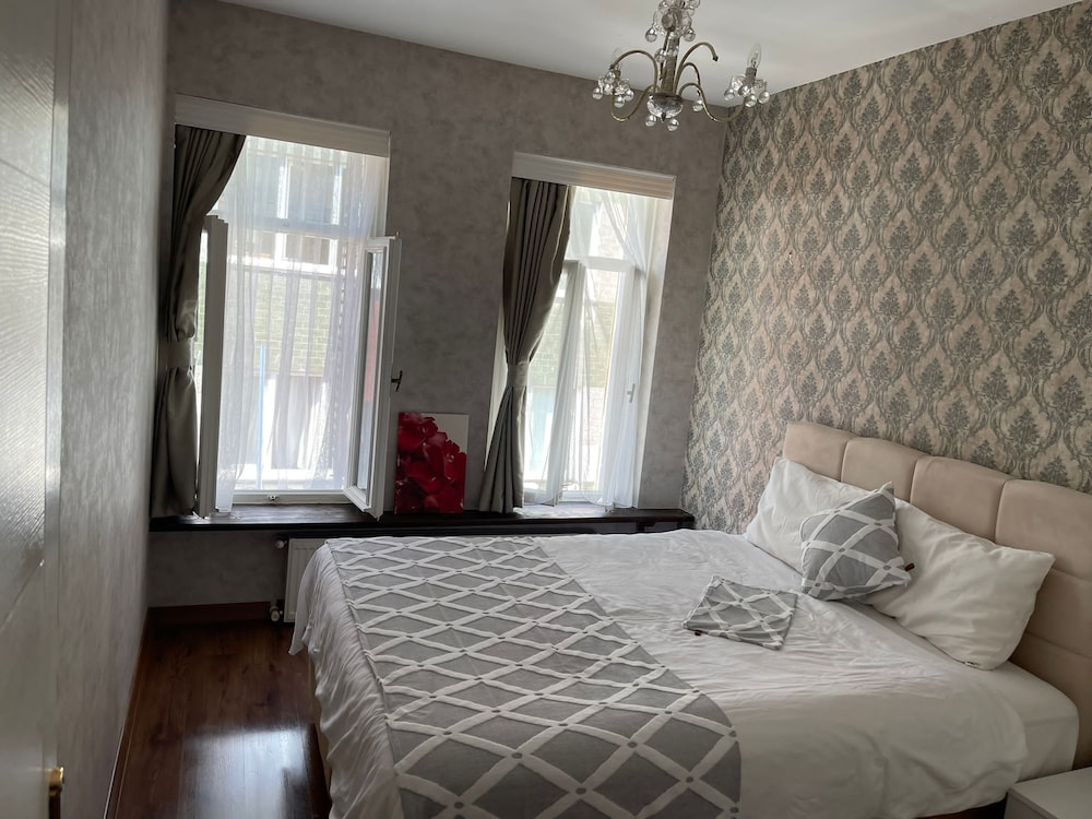 Moda Suites 9