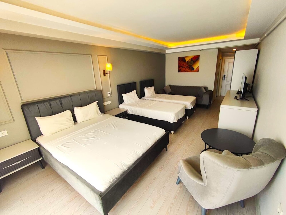 Petra Hotel Tuzla 13