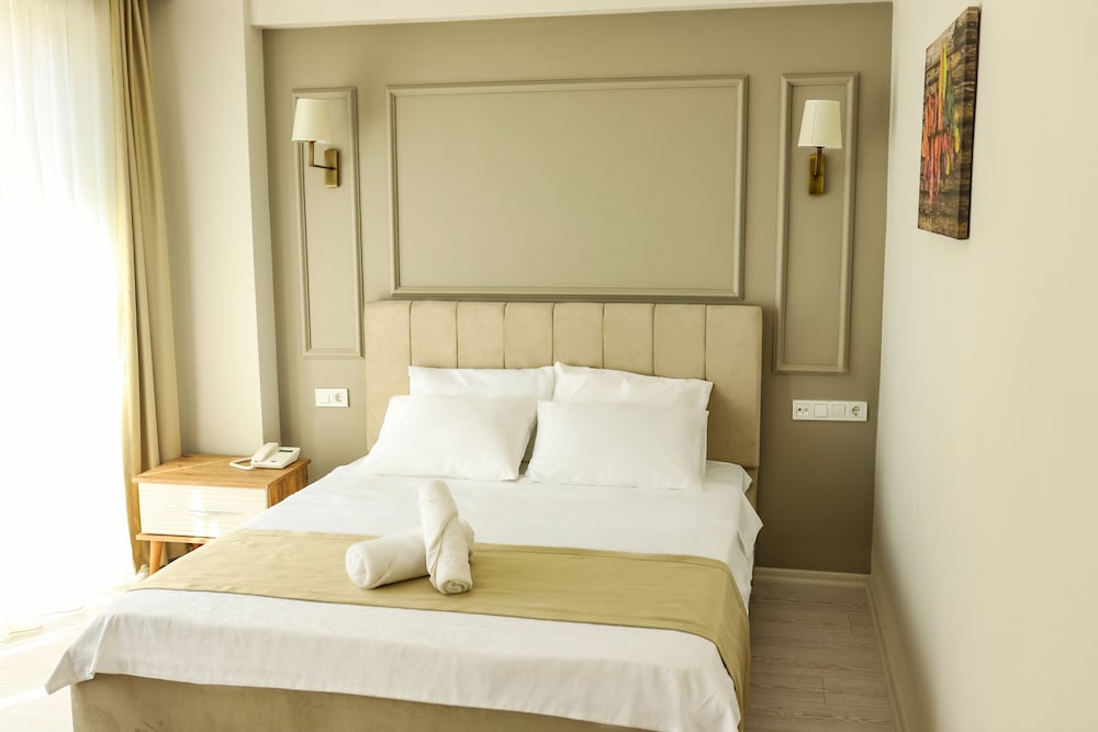 Petra Hotel Tuzla 1
