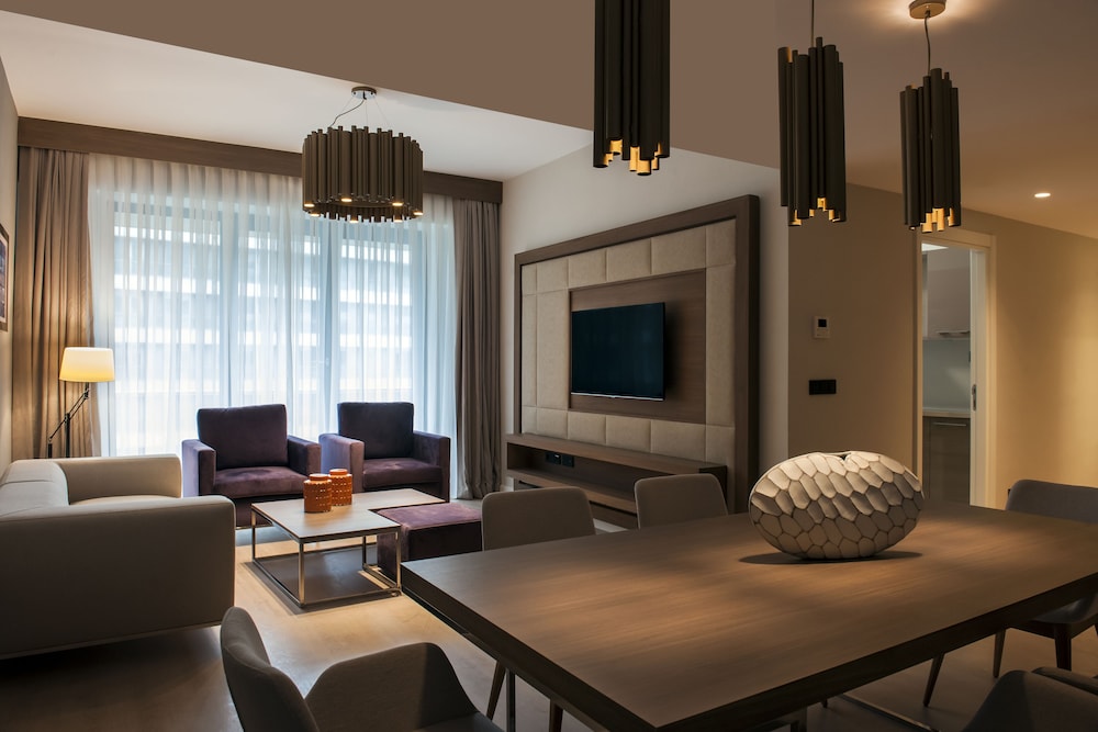 The Superior Living Batisehir 20