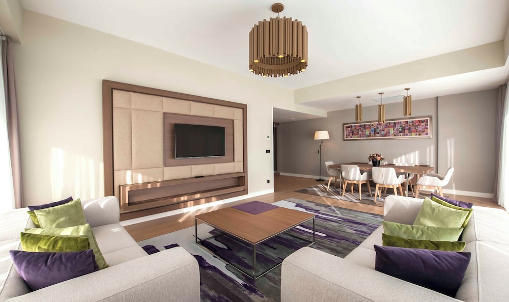 The Superior Living Batisehir 23