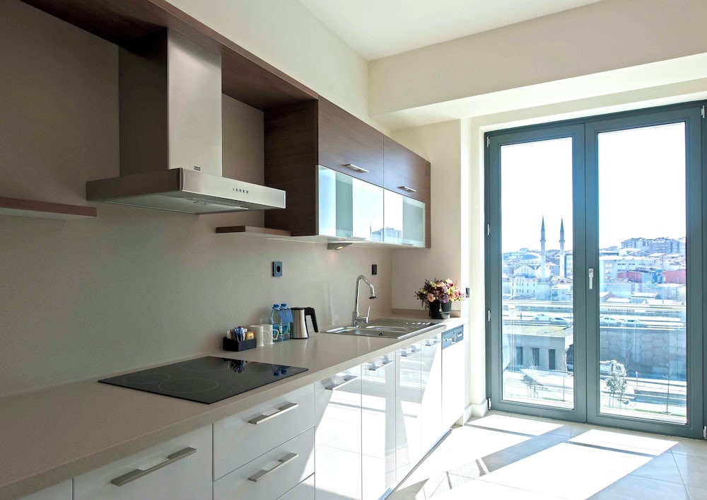 The Superior Living Batisehir 19