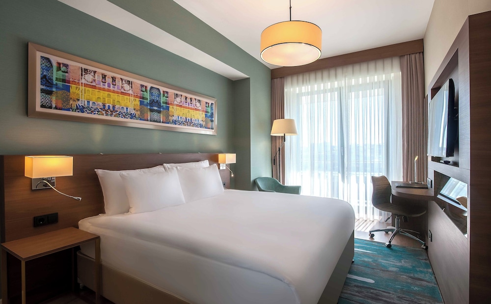 The Superior Living Batisehir 10