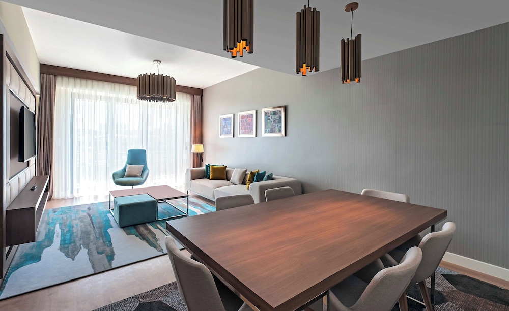 The Superior Living Batisehir 24