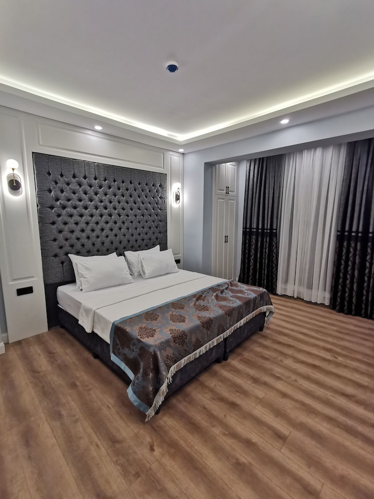 Luxx Garden Hotel 23