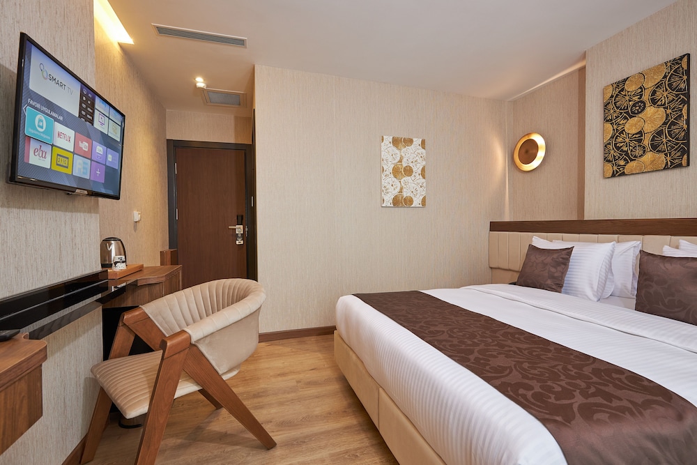 Operla Airport Hotels, Trademark Collection by Wyndham 17