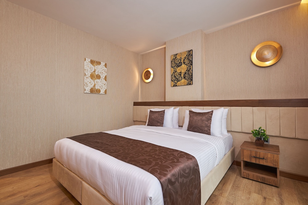 Operla Airport Hotels, Trademark Collection by Wyndham 18