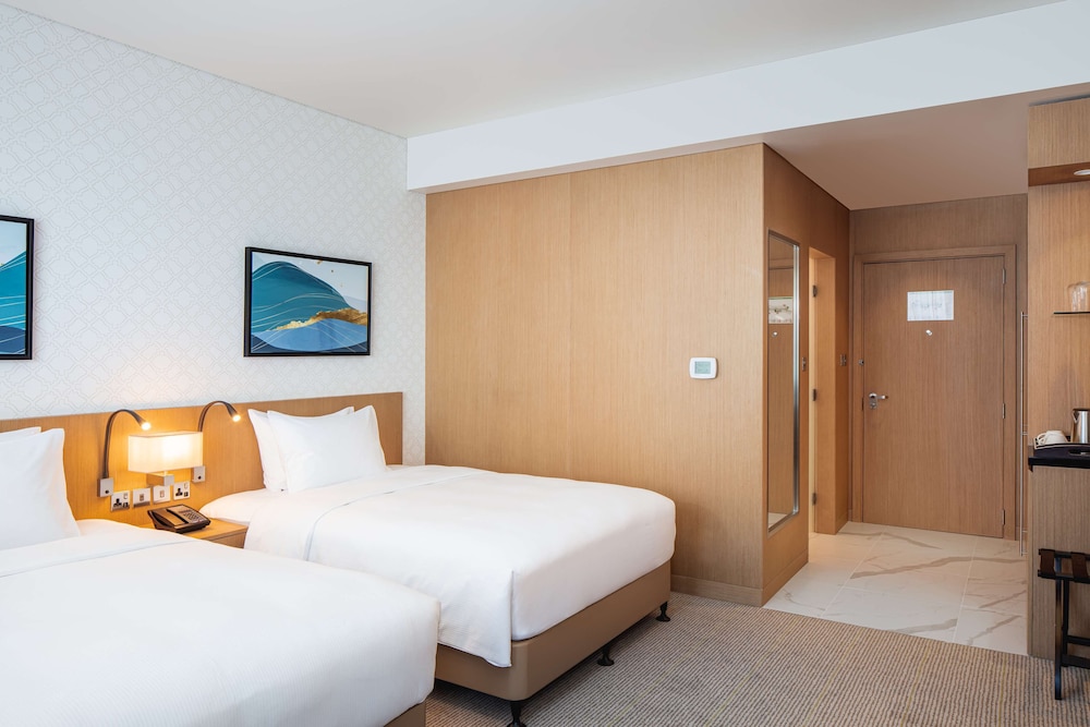 Doubletree By Hilton Fujairah City 15