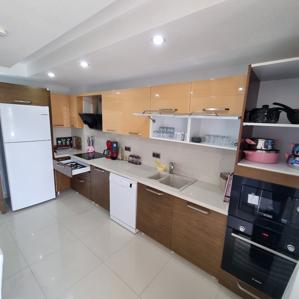 River Park Residence Lara 16