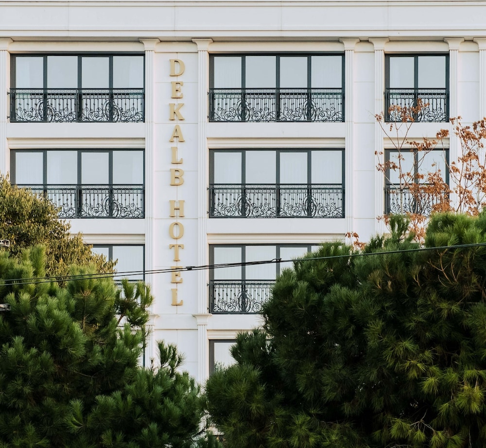 Dekalb Hotel 1