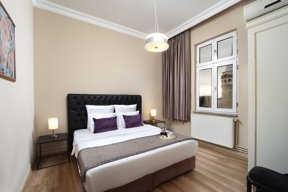 Meroddi Galata Flats 20