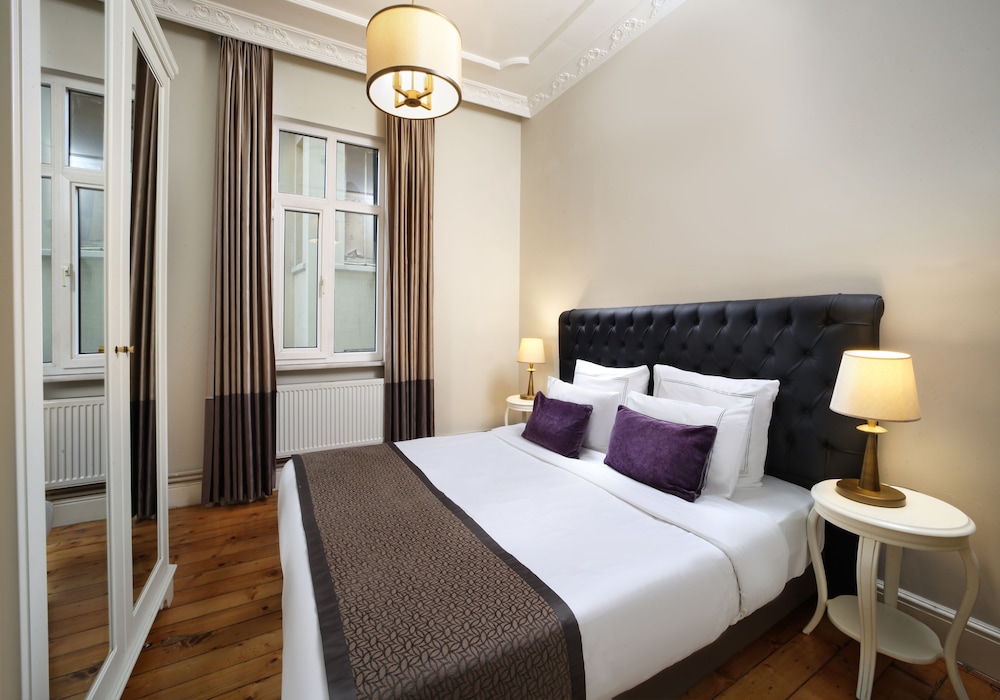 Meroddi Galata Flats 19