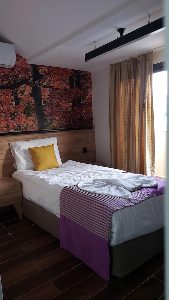 Lupo Libero Hotel 10