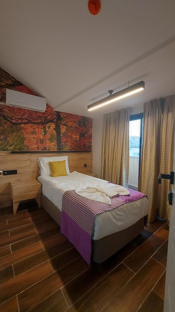 Lupo Libero Hotel 12
