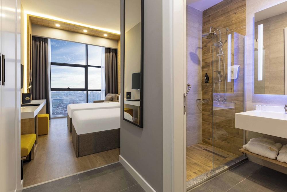 Days Inn & Suites by Wyndham Esenyurt 22
