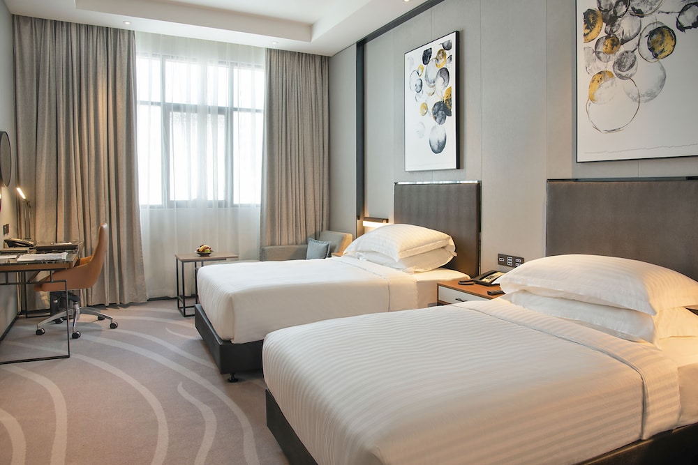 Asiana Grand Hotel 5