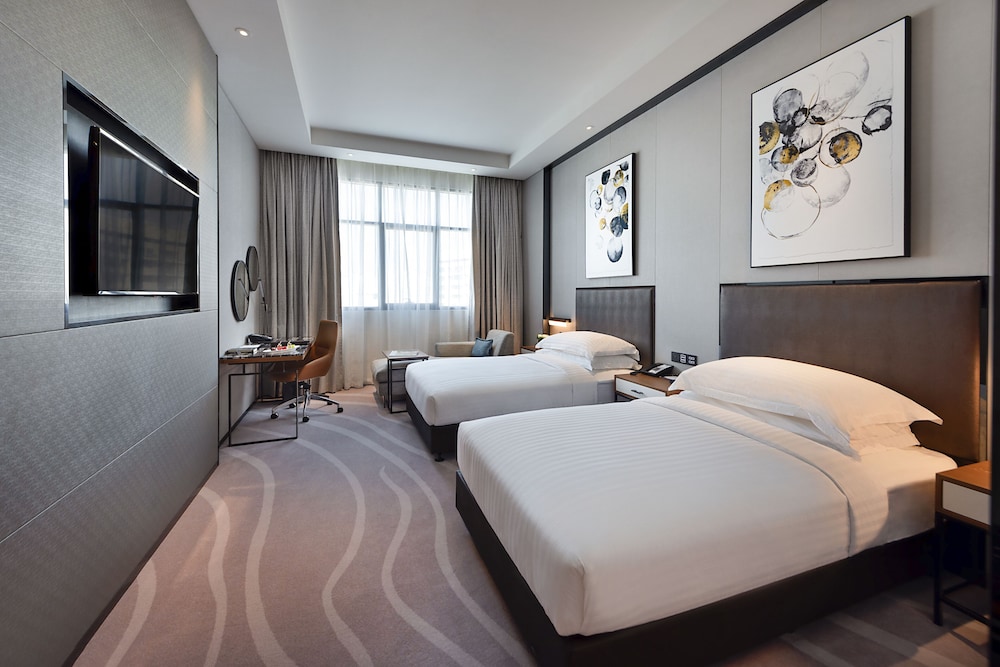 Asiana Grand Hotel 13