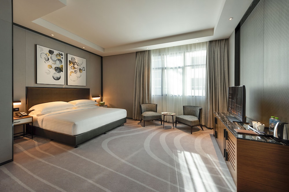 Asiana Grand Hotel 11