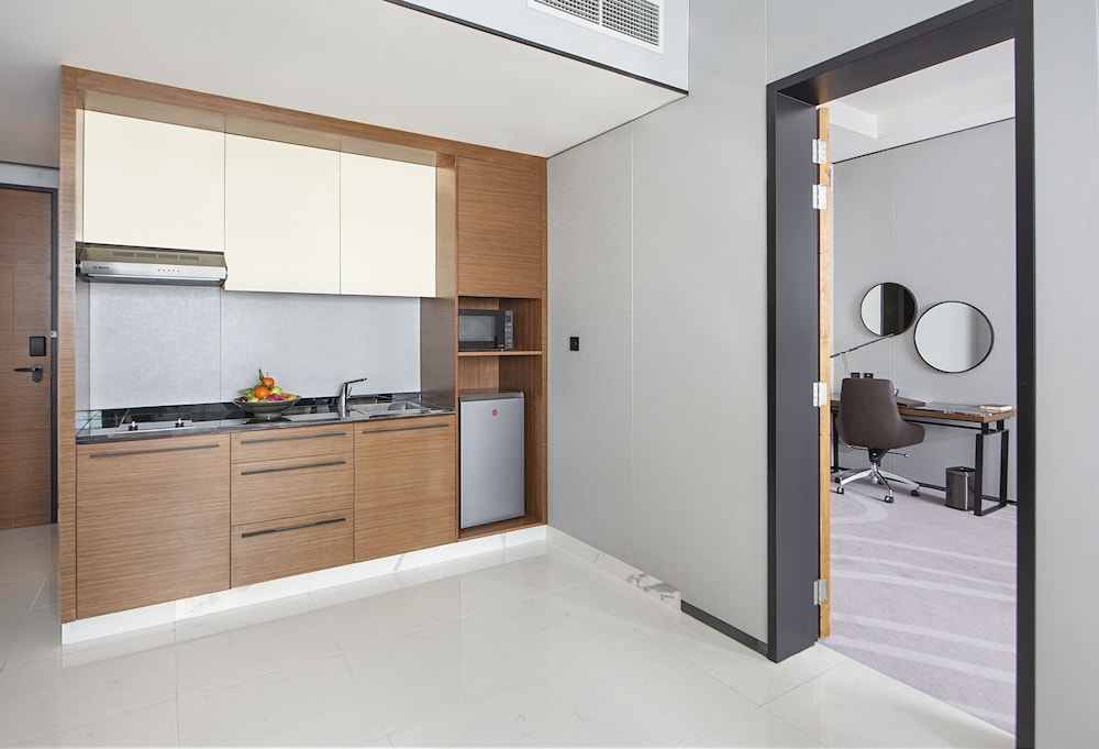 Asiana Grand Hotel 16