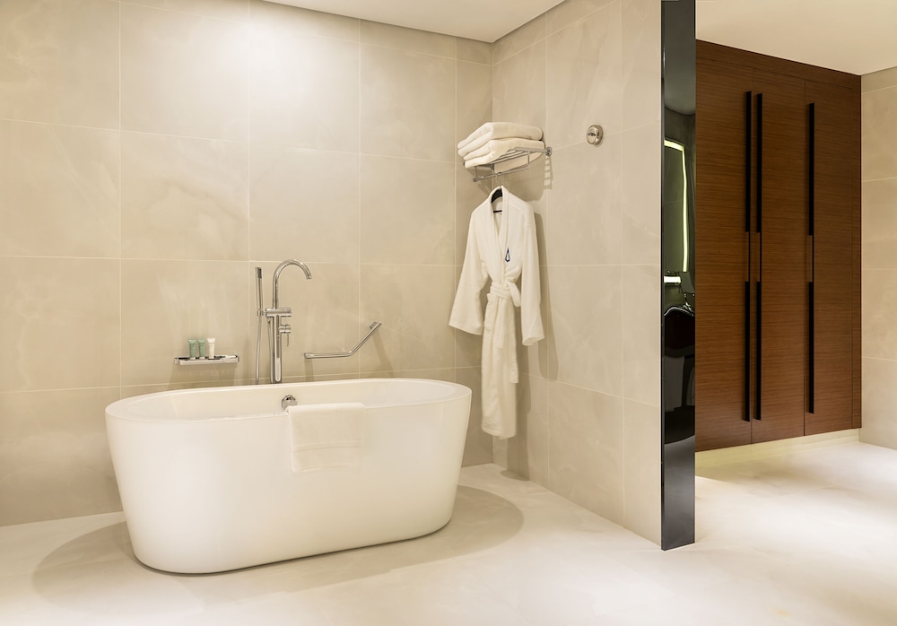 Asiana Grand Hotel 24