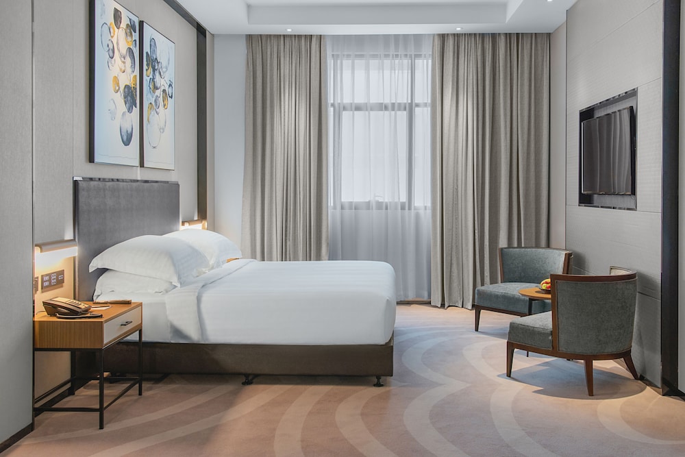Asiana Grand Hotel 15