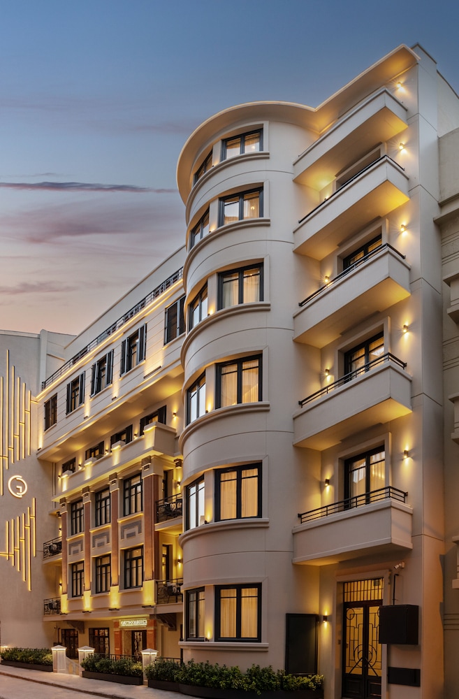 Gleam Collection Hotel 1
