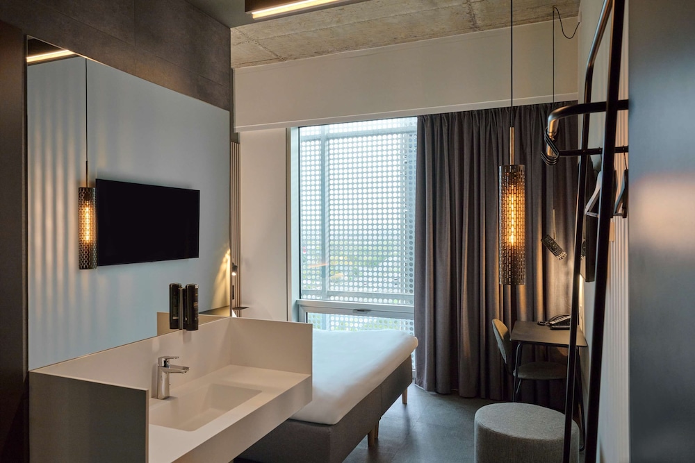 Zleep Hotel Madrid Airport 21