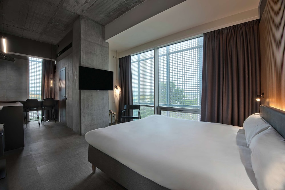 Zleep Hotel Madrid Airport 17