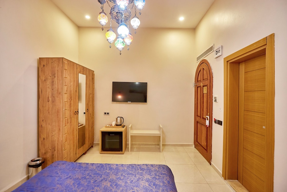 Ardey Hotel 24