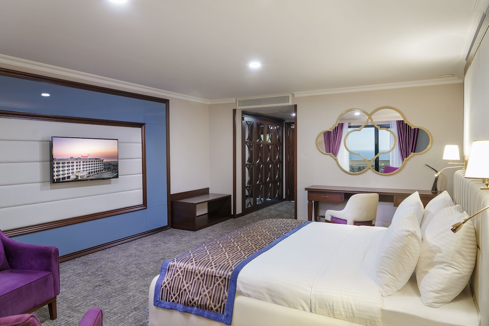 Ramada Plaza by Wyndham Silivri 22